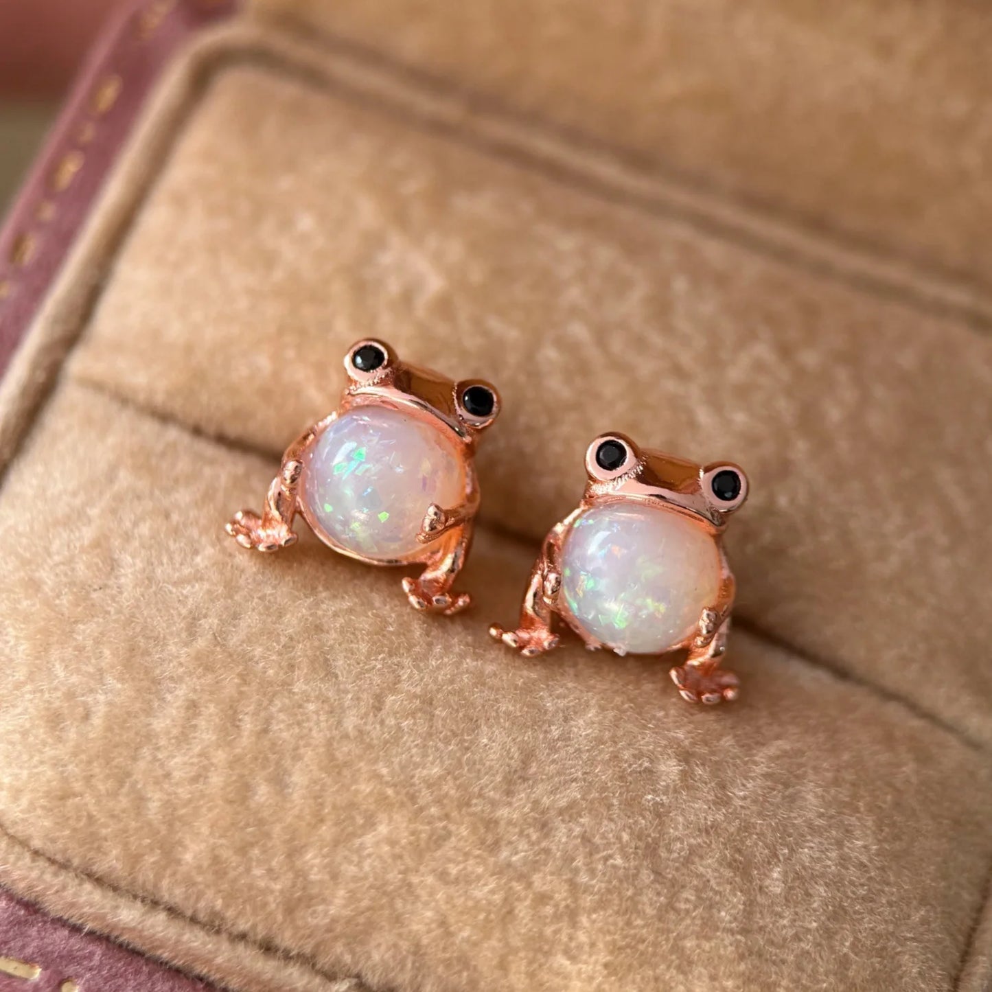 1Pair Cute Penguin Stud Earrings Elegant Penguin Theme Animal Jewelry Lovely Cartoon Design Daily Casual All Season Wear Accessory Birthday Gift For Women Girls
