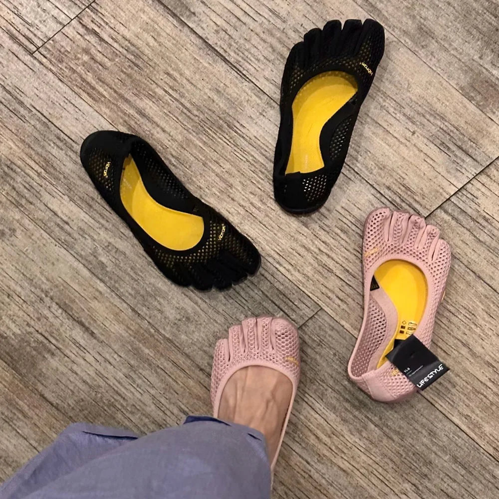 V-Soul women's lightweight, breathable, and quick-drying five-toed sneakers are perfect for yoga, walking, and outdoor activities.